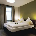 Hotel Konsumhotel Am Park 4*