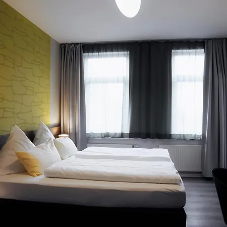 Konsumhotel Am Park Oberhof (Thuringia)