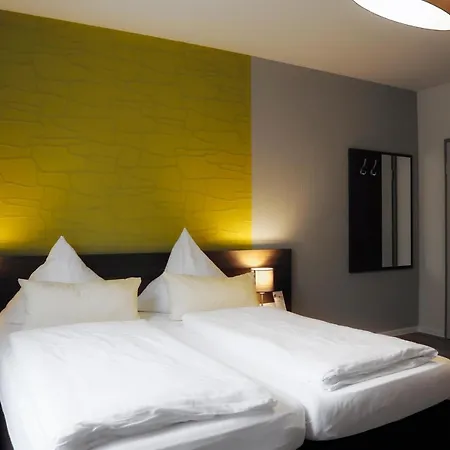 Konsumhotel Am Park Otel Oberhof (Thuringia)