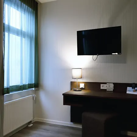 Konsumhotel Am Park Oberhof (Thuringia)