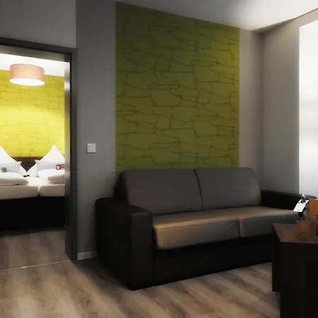Konsumhotel Am Park Otel Oberhof (Thuringia)