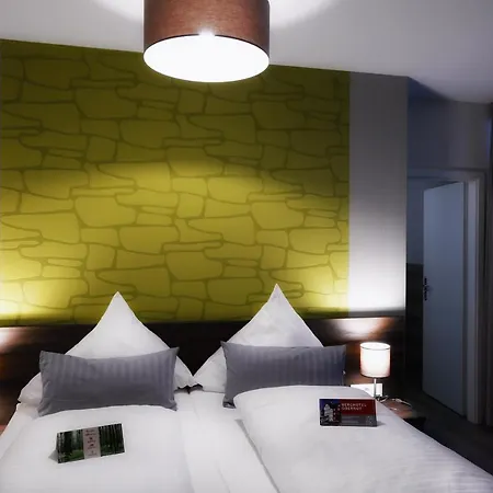 Konsumhotel Am Park Otel Oberhof (Thuringia)