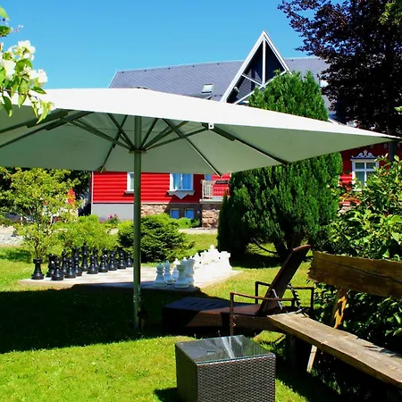 Konsumhotel Am Park Otel 4*