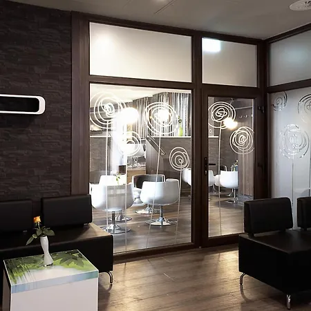 Konsumhotel Am Park Hotel 4*