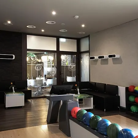 Hotel Konsumhotel Am Park 4*
