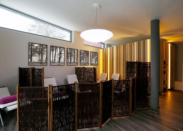 Konsumhotel Am Park 4*